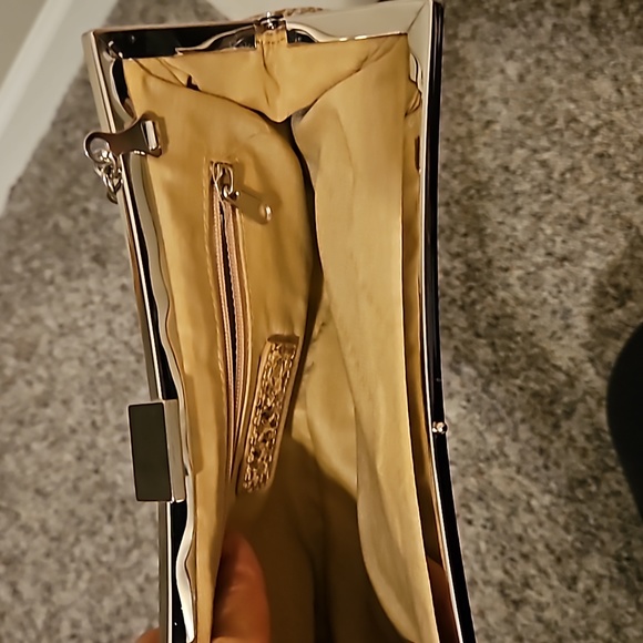 NY&CO python print clutch - Picture 6 of 9